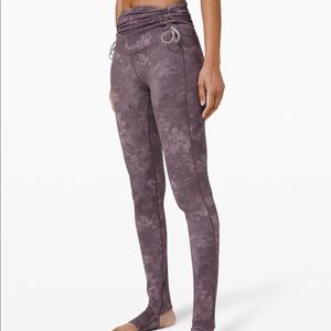 Lululemon Hug Your Core Super High-Rise Tight 28"